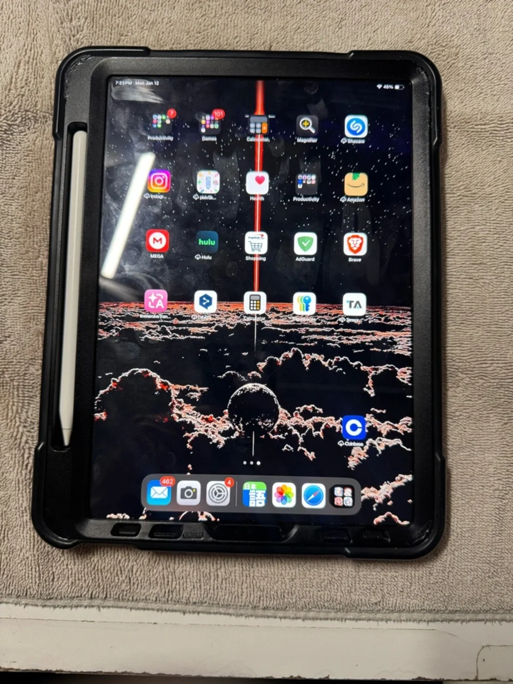 Apple iPad in Black with White Apple Pencil